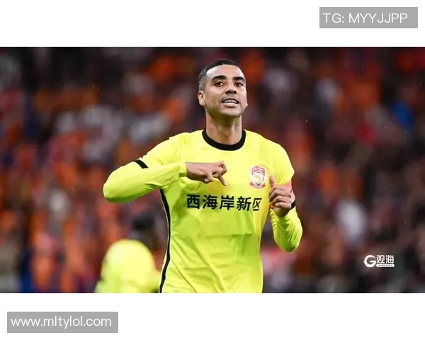 帕尔梅拉斯主帅高度评价21岁小将阿兰呼吁俱乐部给予涨薪待遇 帕尔梅拉斯主帅高度评价21岁小将阿兰呼吁俱乐部给予涨薪待遇