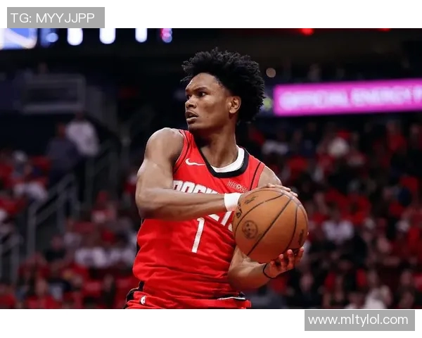 克莱盛赞弗拉格连续获最佳新秀奖展现真正实力与潜力